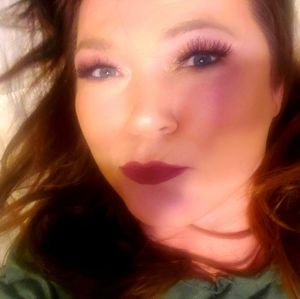 Meet your Posher, Melisa